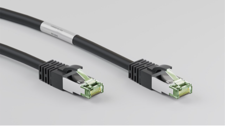 Netzwerk Patchkabel 0.25m, schwarz 2xRJ45 Stecker Cat 8.1 S/FTP PIMF Netzwerk Patchkabel 0.25m, schwarz 2xRJ45 Stecker Cat 8.1 S/FTP PIMF