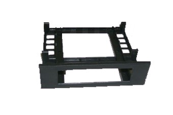 Floppy Einbaurahmen für 3,5" Laufwerke PVC grau Floppy Einbaurahmen für 3,5" Laufwerke PVC grau